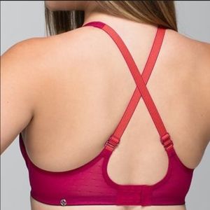 lululemon Boob Wired Bra in Brambleberry